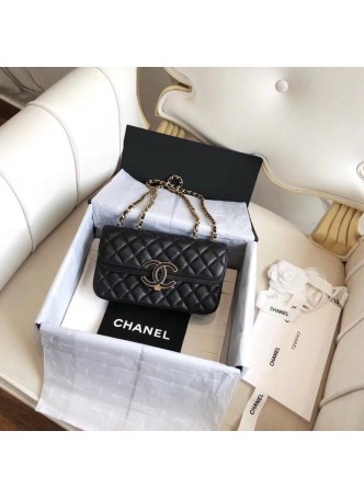 CHANEL CLASSIC BAG