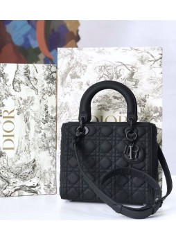 LADY DIOR ULTRA-MATTE BAG MEDIUM