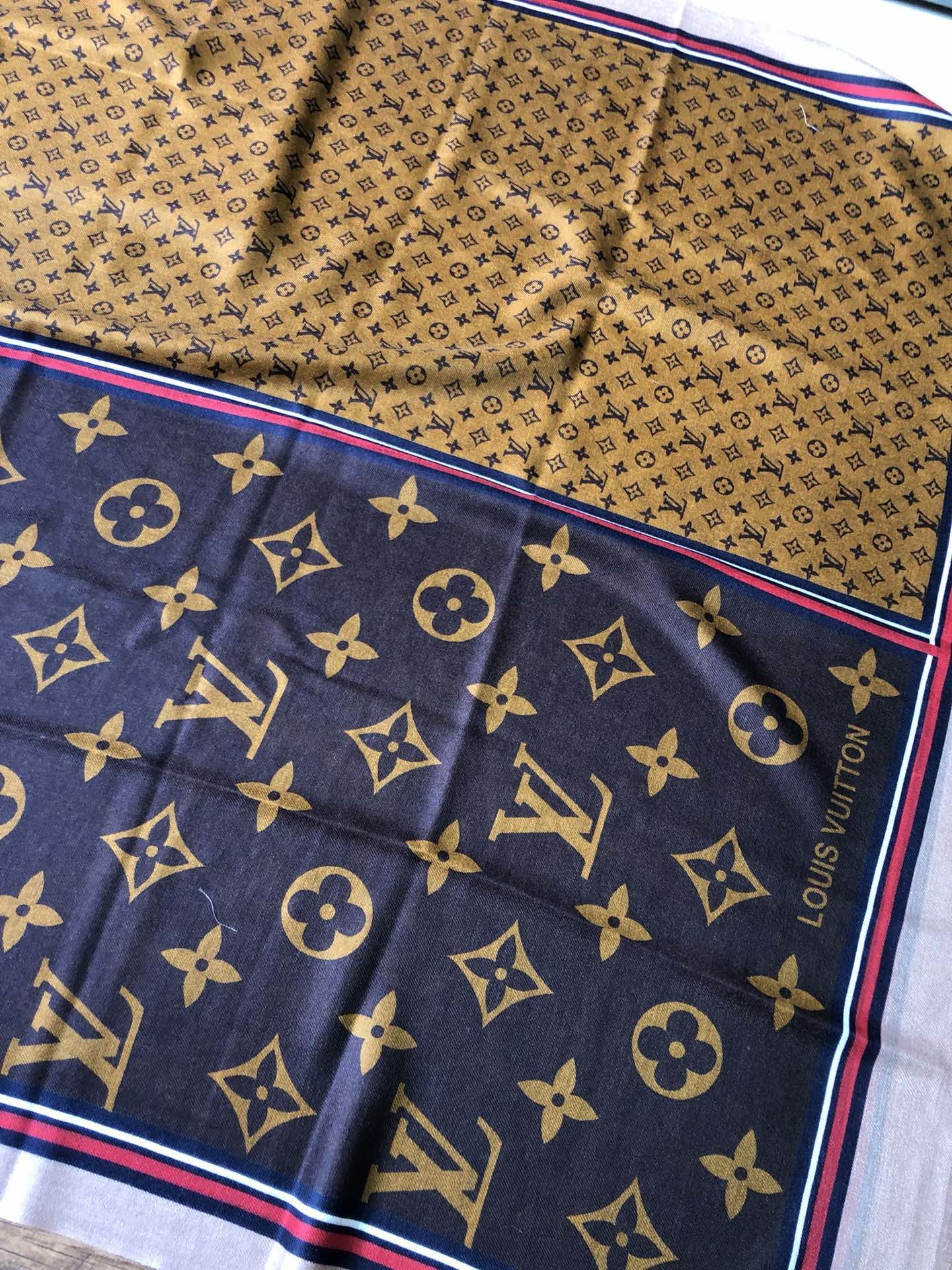 Louis Vuitton MONOGRAM Monogram bliss stole (M76366, M76885)